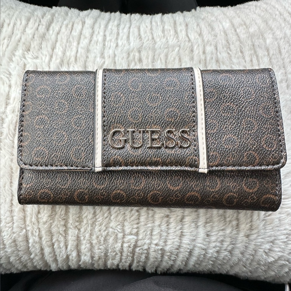 GUESS wallet, new!